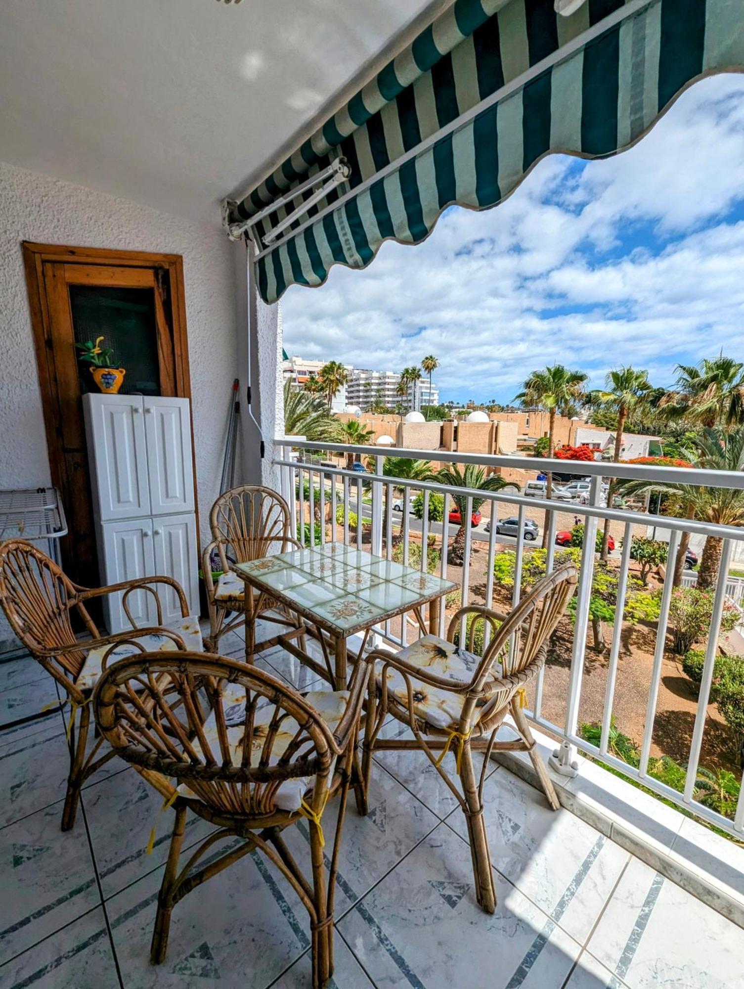 In Americas With Ocean View Apartment *