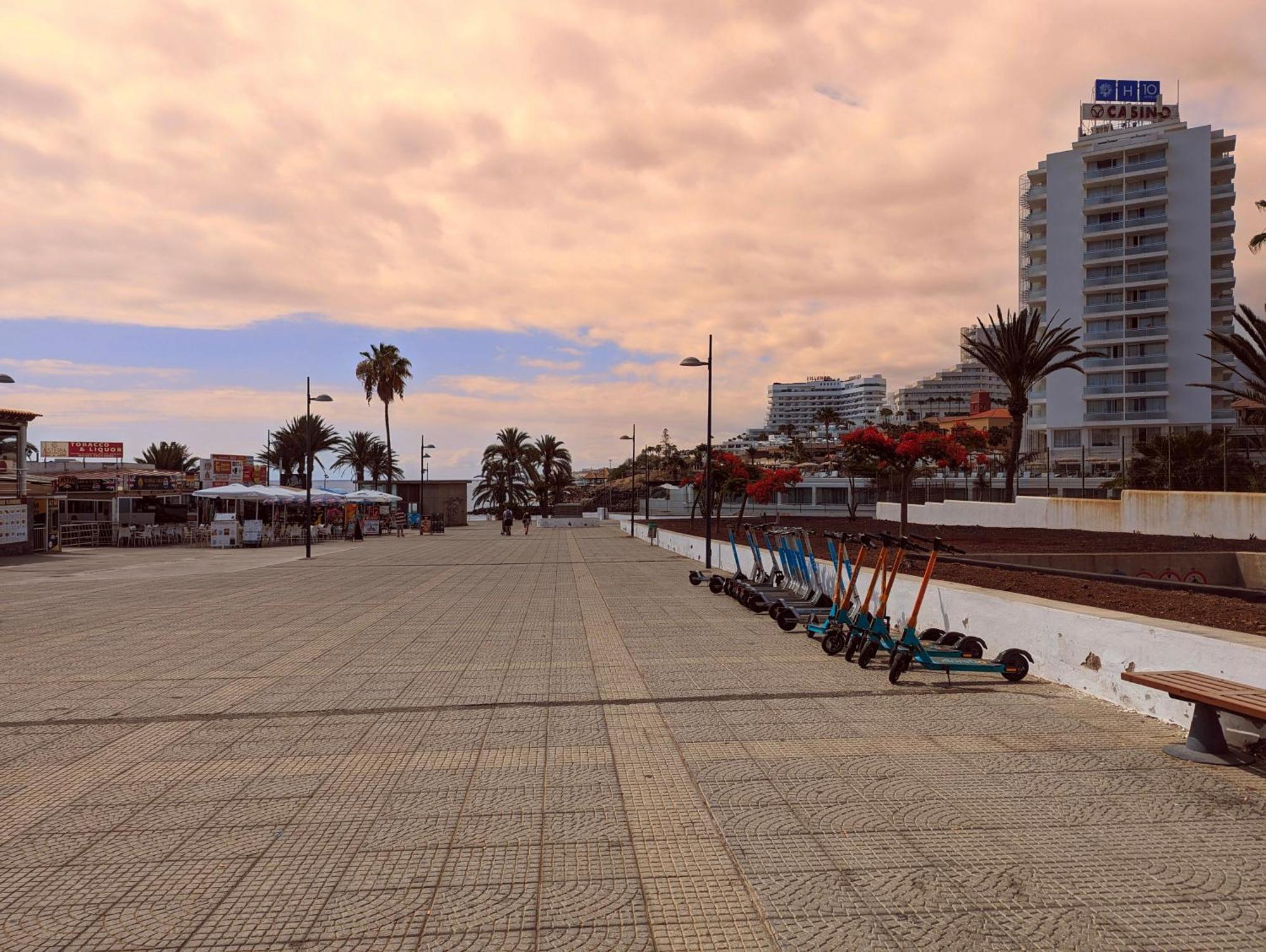 In Americas With Ocean View Apartment
