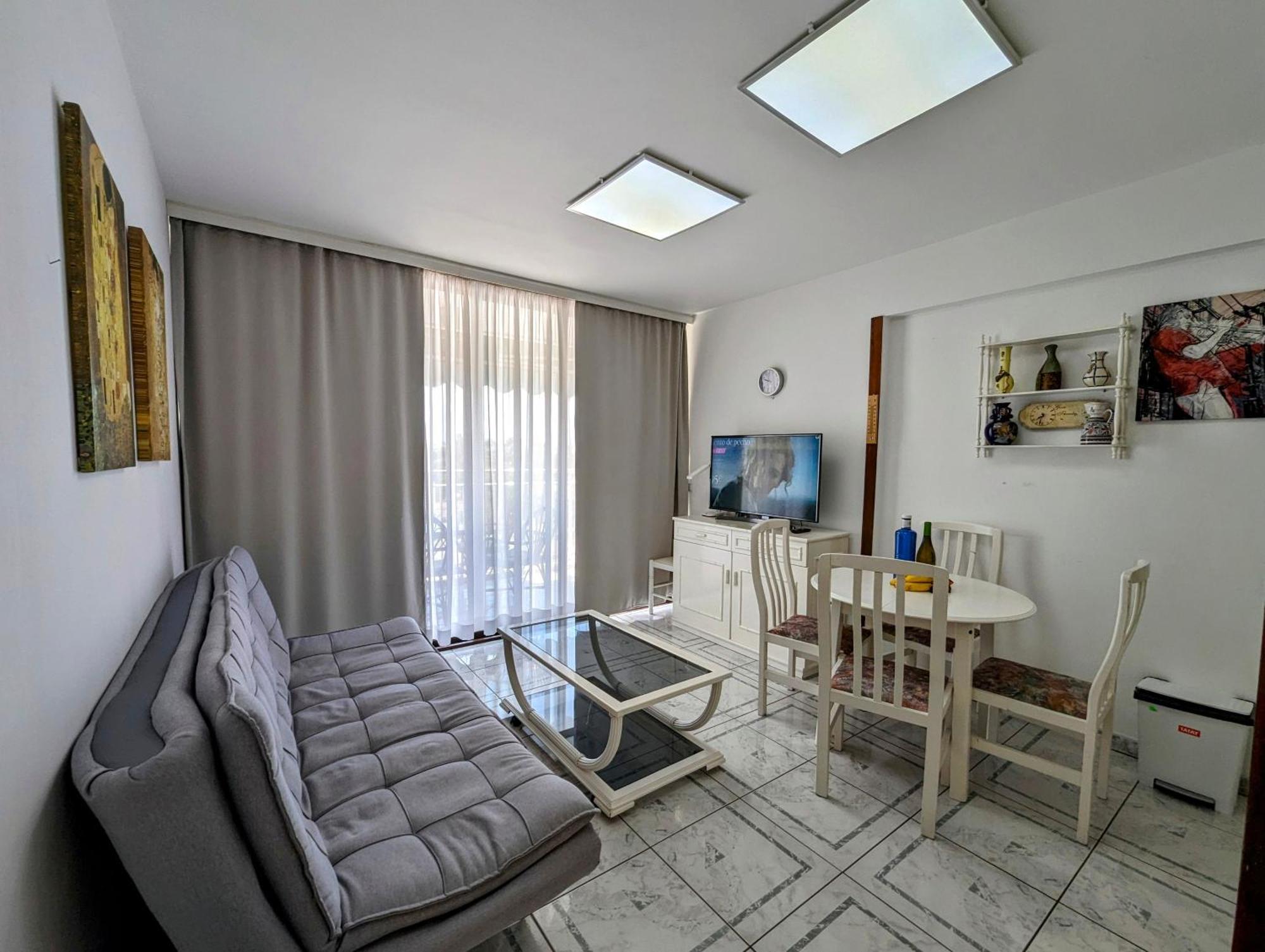 In Americas With Ocean View Apartment